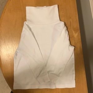 JK design white turtle neck